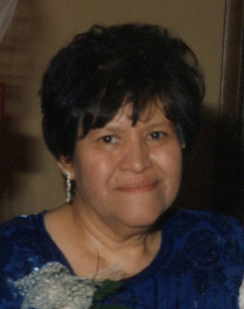 Consuelo Flores